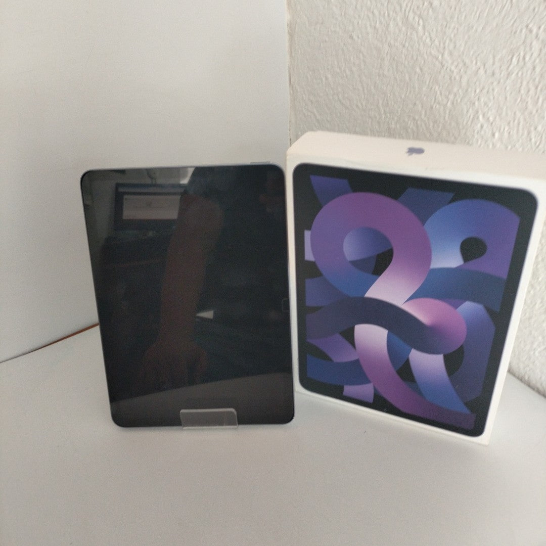 TABLETA APPLE IPAD AIR 5 A2588 256 GB 8 GB RAM (SEMINUEVO)
