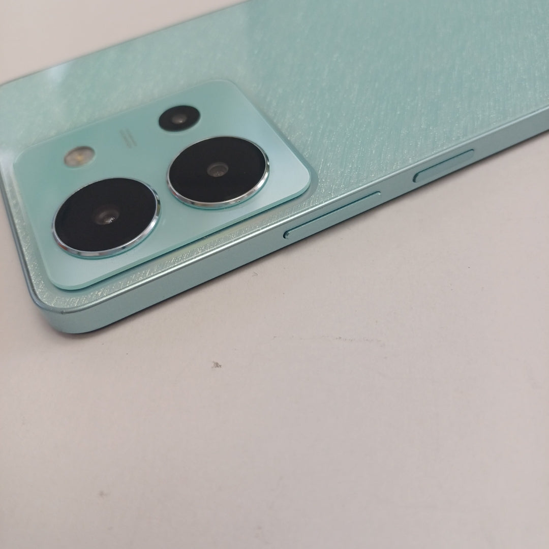 CELULAR VIVO Y36 V2247 256 GB 8 GB RAM (SEMINUEVO)