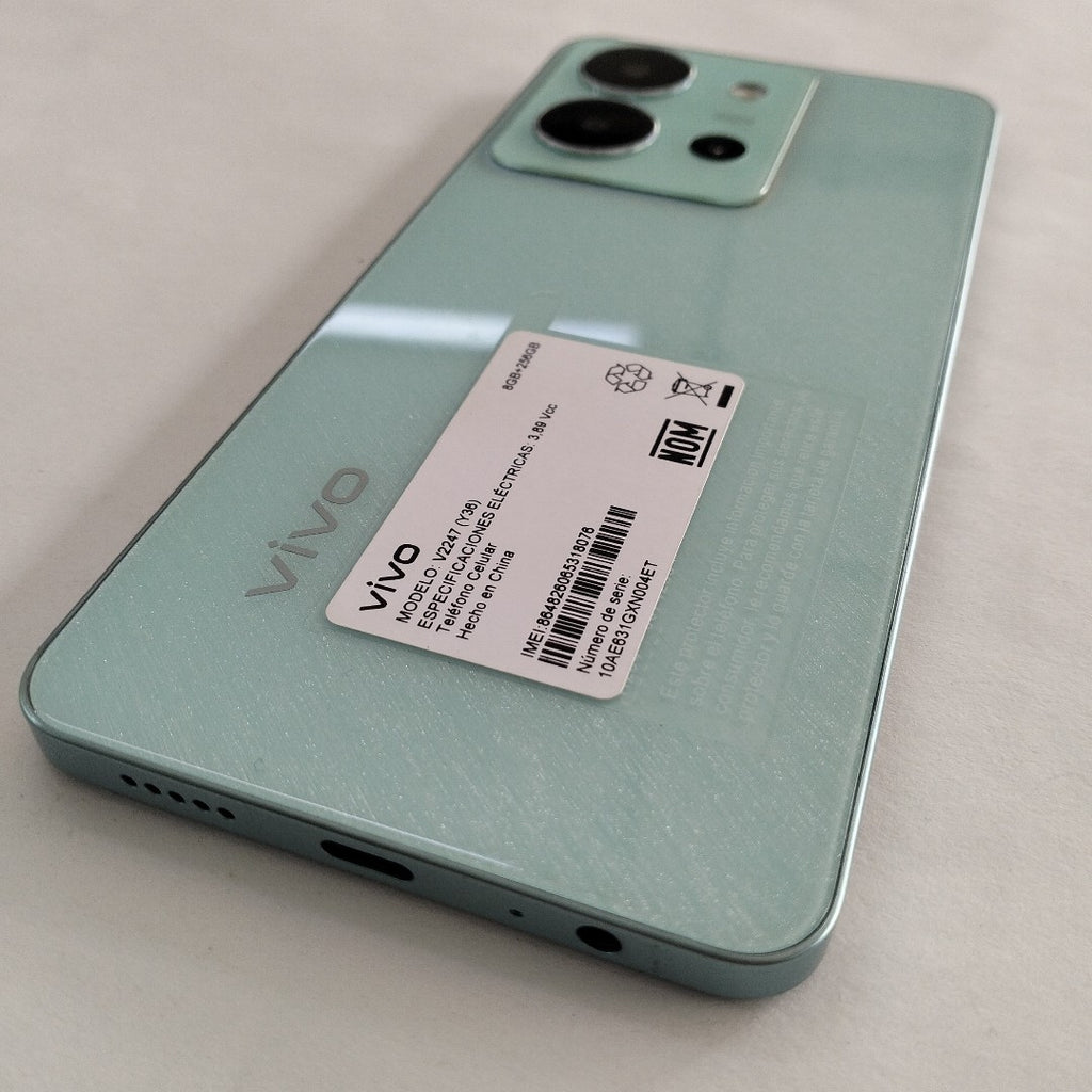 CELULAR VIVO Y36 V2247 256 GB 8 GB RAM (SEMINUEVO)