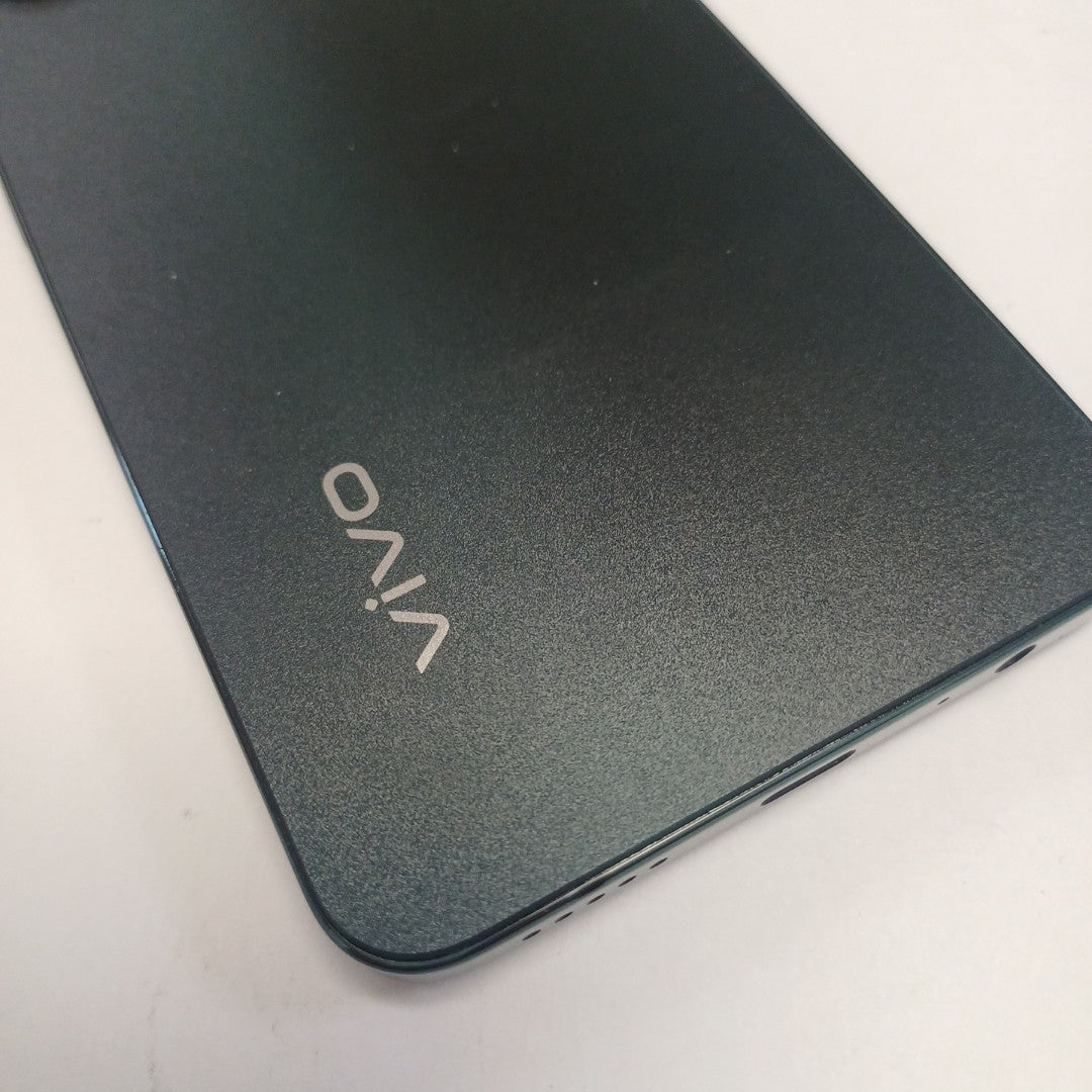 CELULAR VIVO Y28 V2352 256 GB 8 GB RAM (SEMINUEVO)