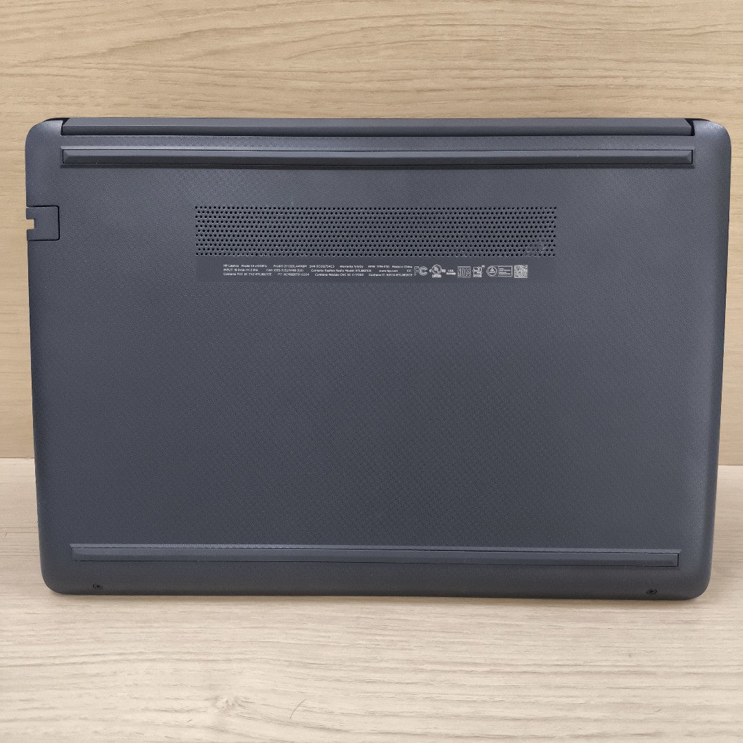 LAPTOP HP 14-CF2081LA (2021) 256 GB SSD 8 GB RAM (SEMINUEVO)
