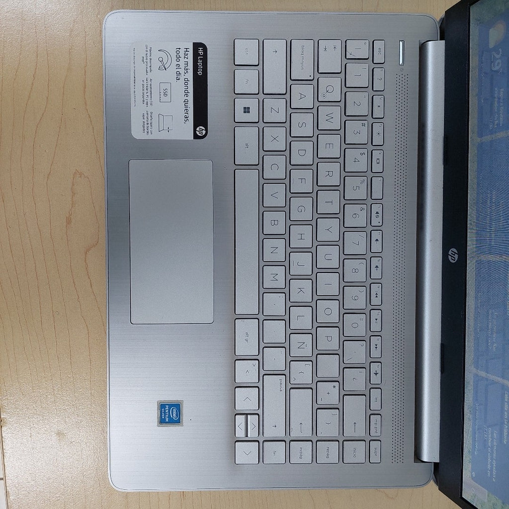 LAPTOP HP 14-DQ0505LA (2023) 256 GB SSD 8 GB RAM (SEMINUEVO)