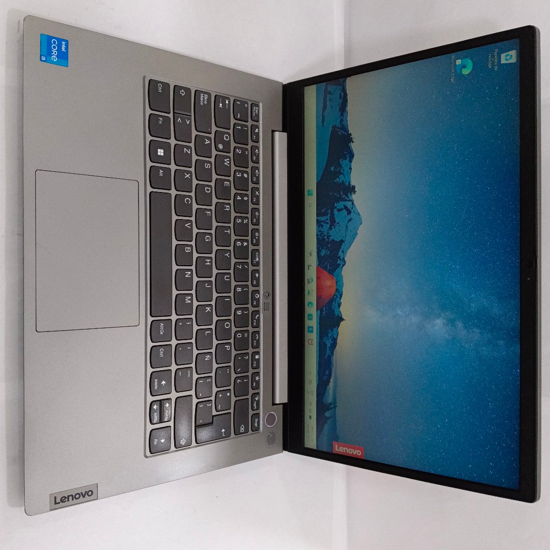 LAPTOP LENOVO THINKBOOK 14 G2 ITL (2023) 256 GB SSD 8 GB RAM (SEMINUEVO)