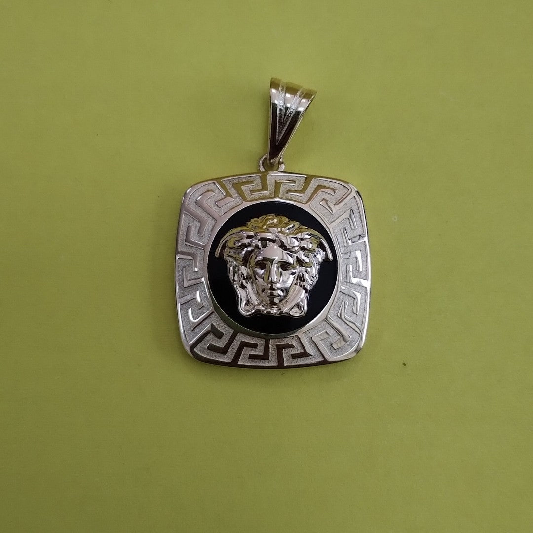 DIJES ORO 14K 4.8 (NUEVO)