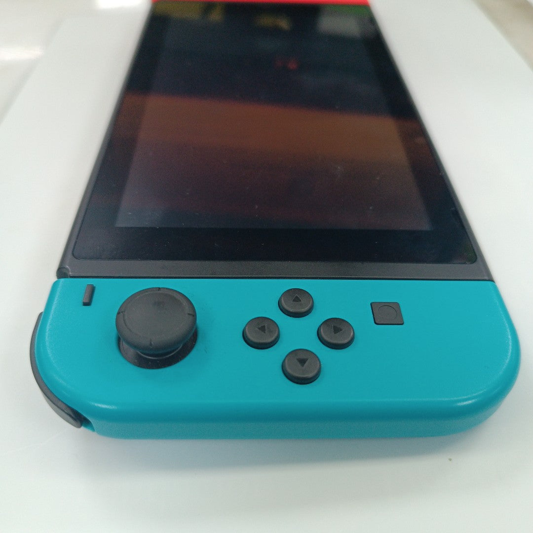CONSOLA DE VIDEOJUEGO NINTENDO SWITCH 32 GB (SEMINUEVO)
