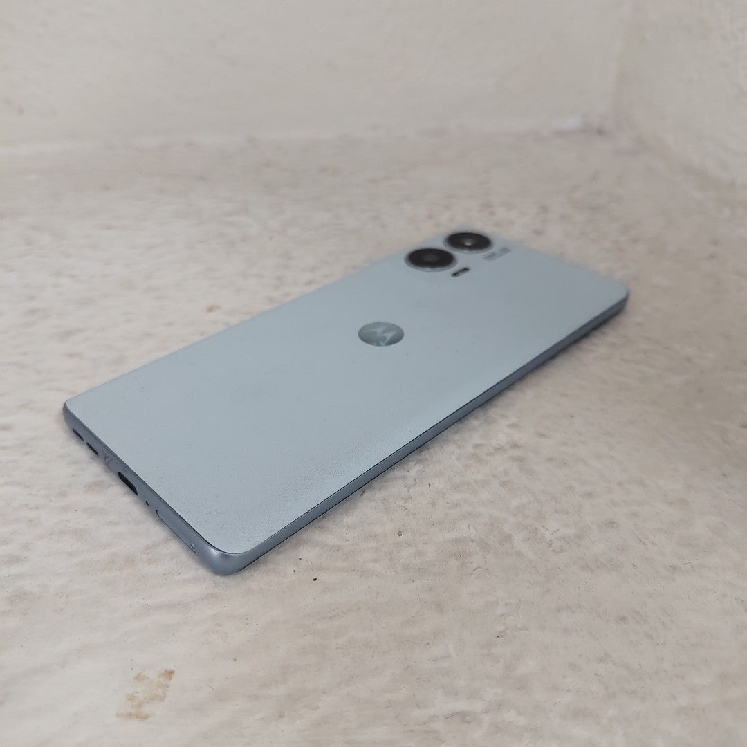 CELULAR MOTOROLA EDGE 50 FUSION XT2429-1 256 GB 8 GB RAM (SEMINUEVO)