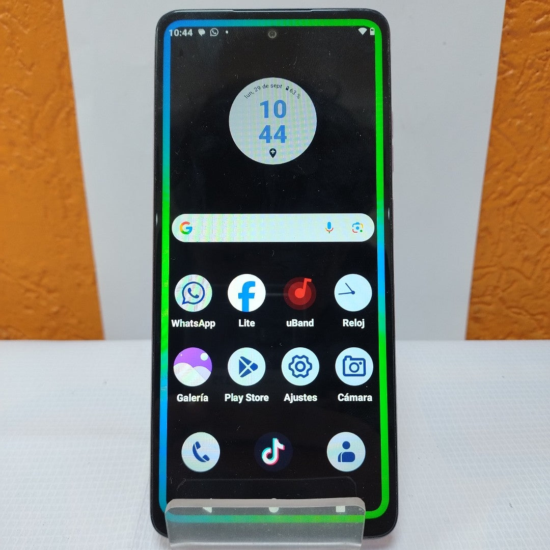 CELULAR MOTOROLA MOTO G24 XT2423-1 (2024) 256 GB 4 GB RAM (SEMINUEVO)