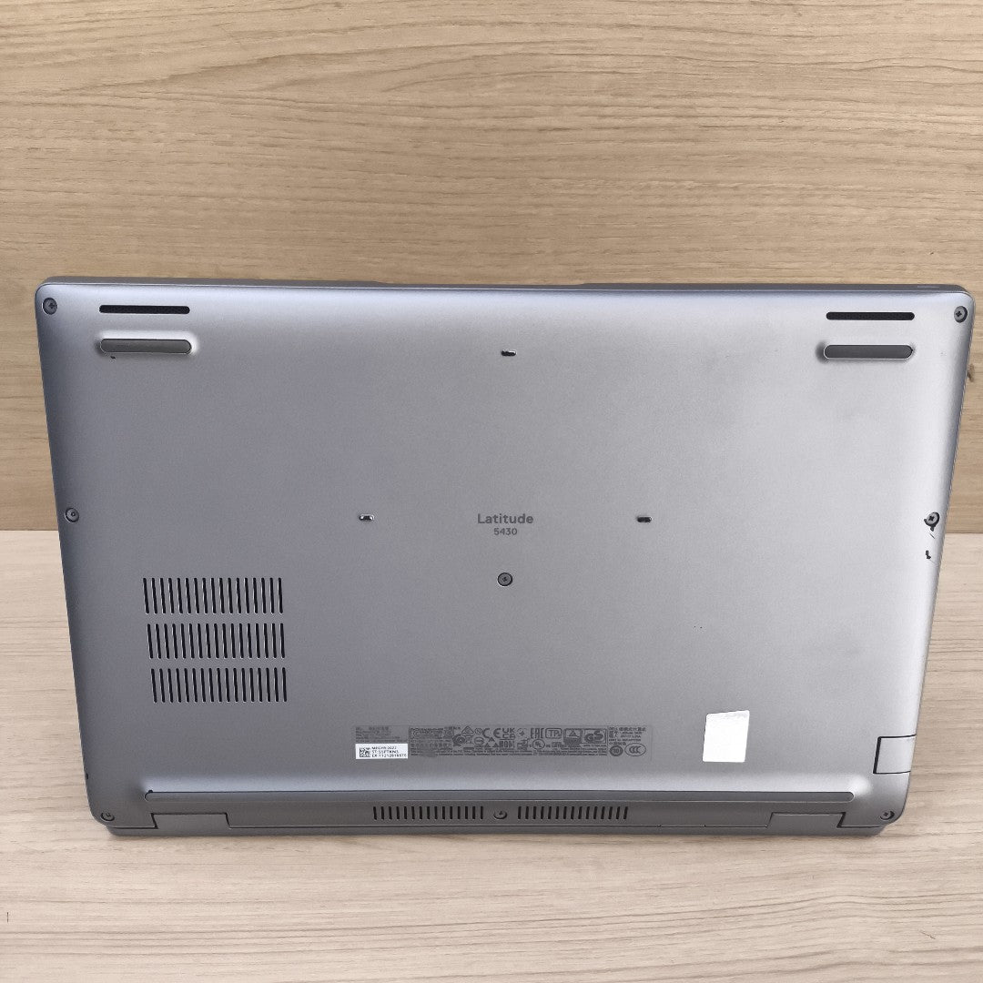 LAPTOP DELL LATITUDE 5430 (2022) 256 GB SSD 16 GB RAM (SEMINUEVO)