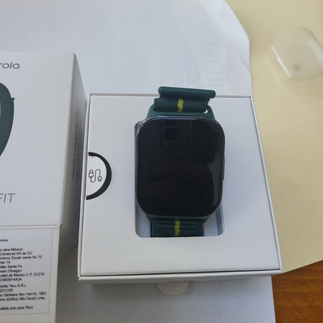 SMARTWATCH MOTOROLA MOTO WATCH FIT 49 MM BLUETOOTH (SEMINUEVO)