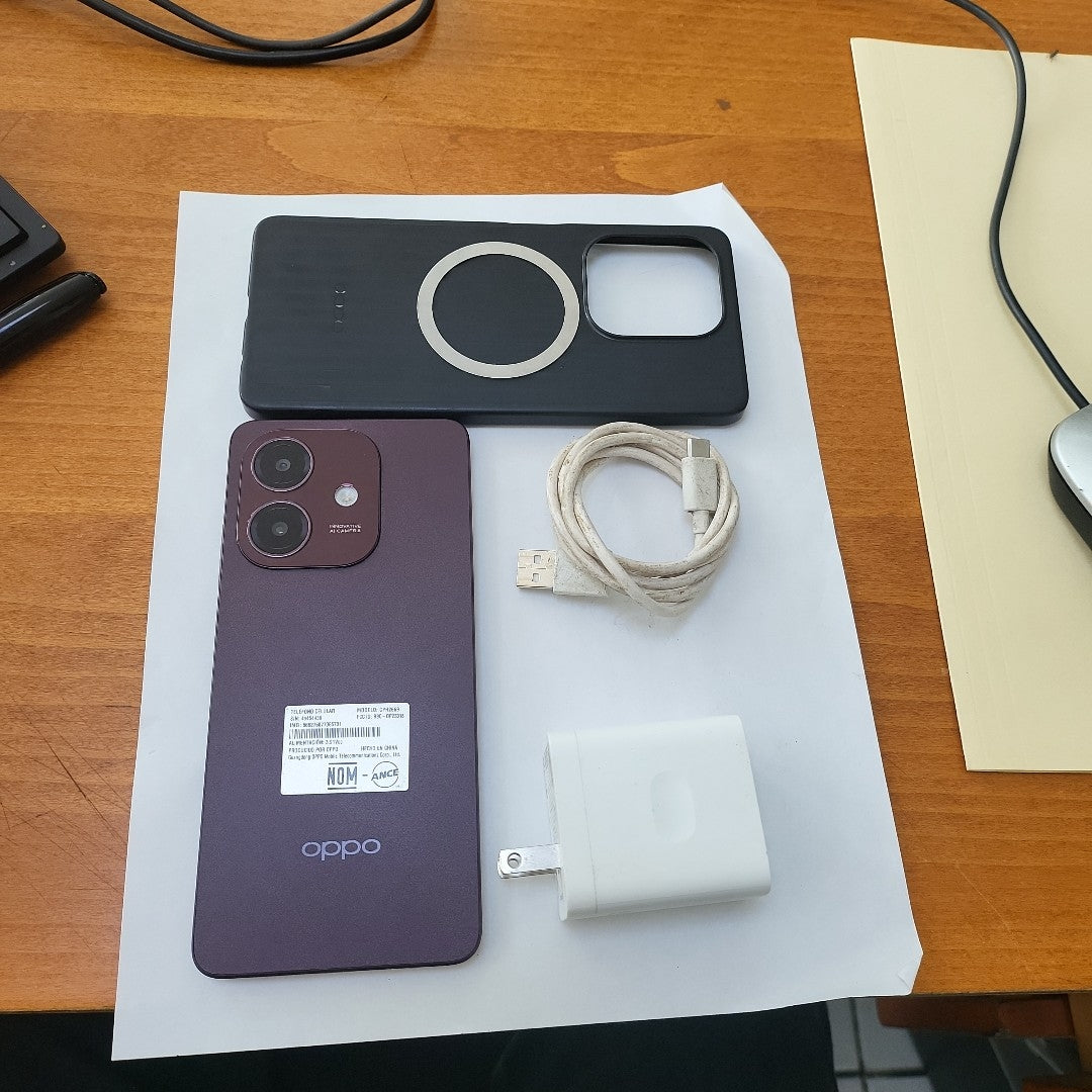 CELULAR OPPO  A40 CPH2669 (2024) 256 GB 4 GB RAM (SEMINUEVO)