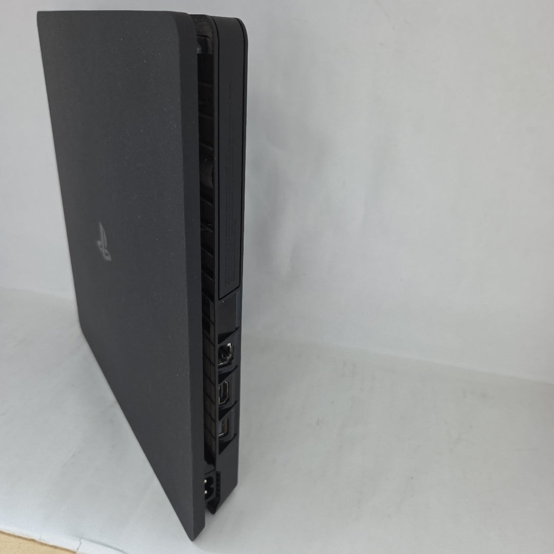 CONSOLA DE VIDEOJUEGO SONY PS4 SLIM 1 TB (SEMINUEVO)