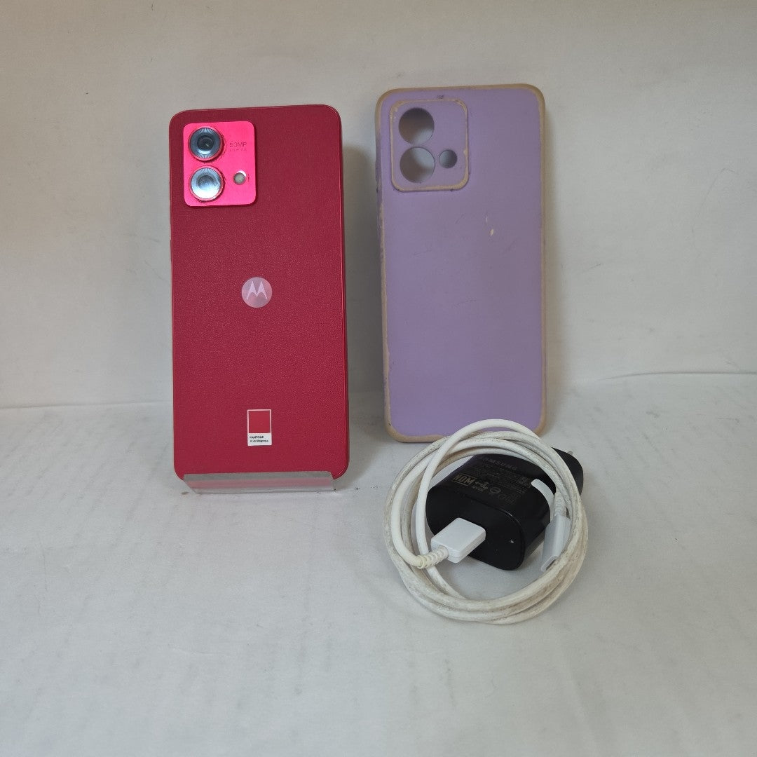 CELULAR MOTOROLA MOTO G84 XT2347-1 (2023) 256 GB 8 GB RAM (SEMINUEVO)