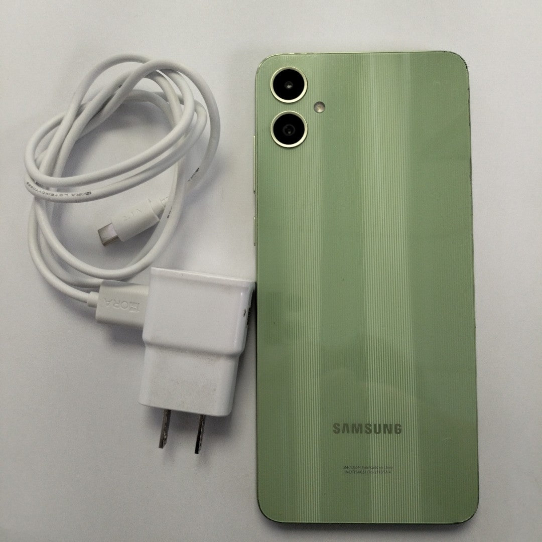 CELULAR SAMSUNG GALAXY A05 SM-A055M (2023) 64 GB 4 GB RAM (SEMINUEVO)