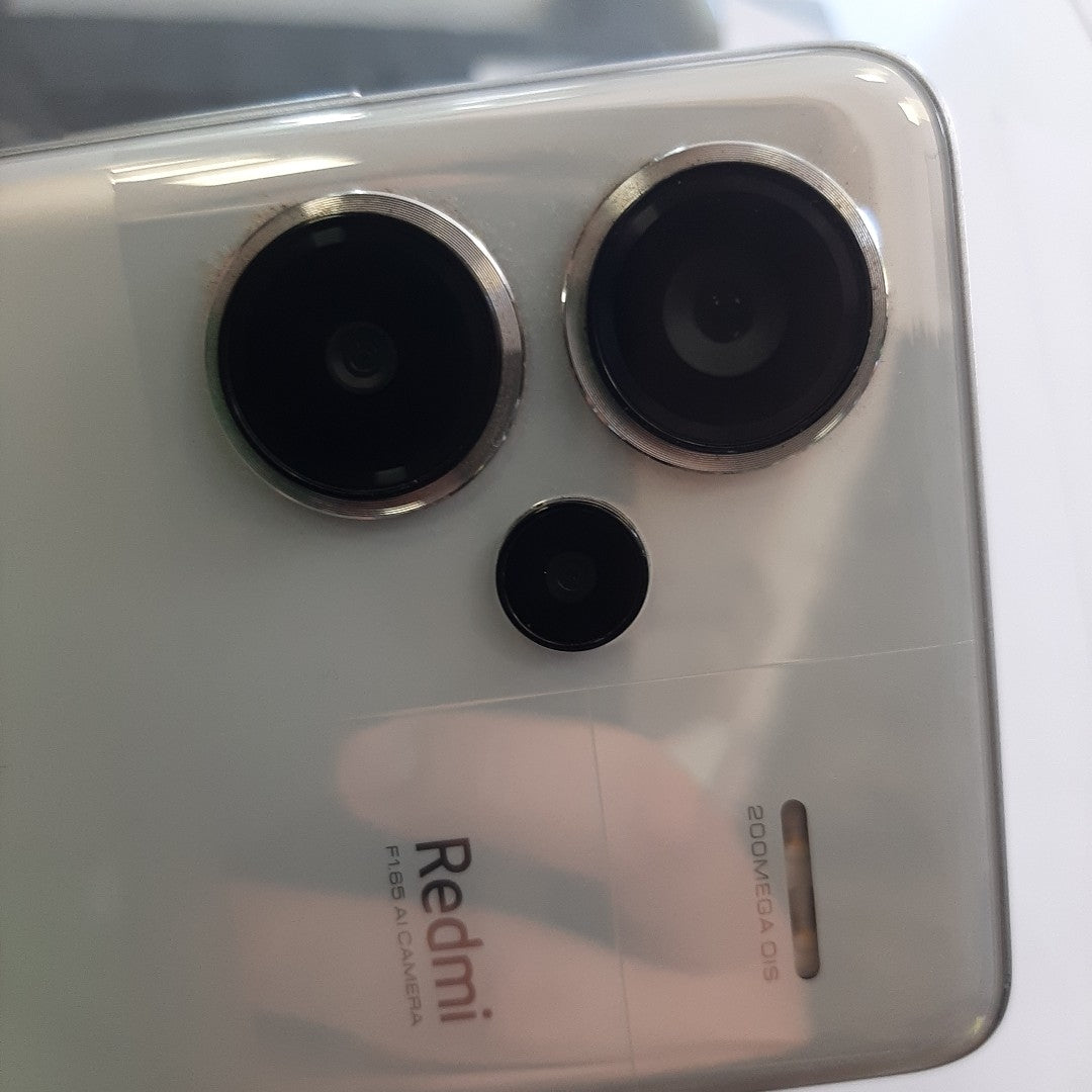 CELULAR XIAOMI REDMI NOTE 13 PRO+ 5G 23090RA98G (2023) 512 GB 12 GB RAM (SEMINUEVO)