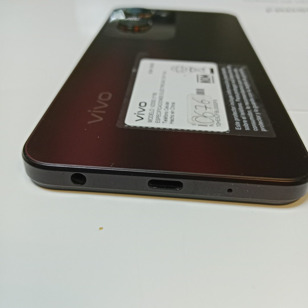 CELULAR VIVO Y18 V2333 128 GB 6 GB (SEMINUEVO)