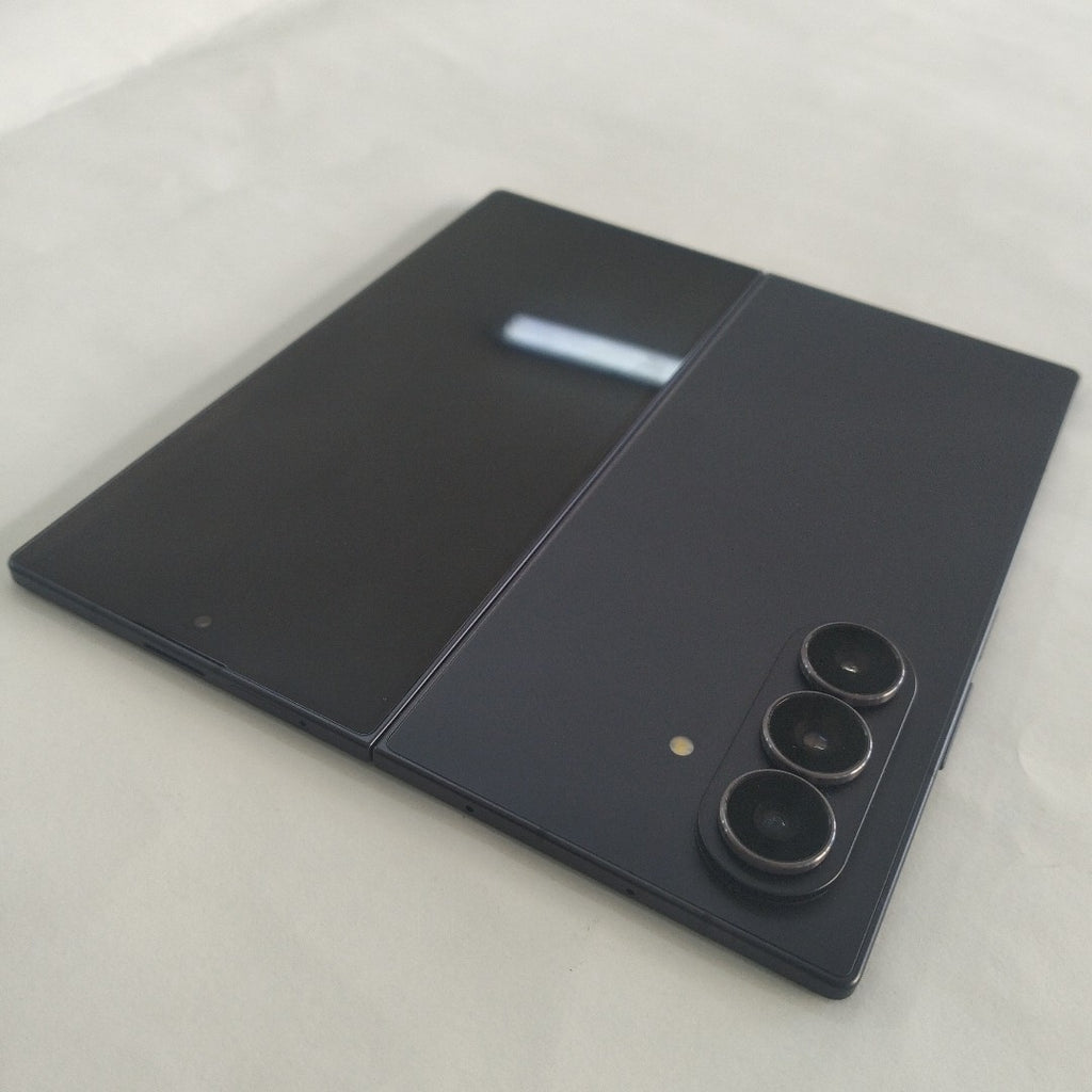 CELULAR SAMSUNG GALAXY Z FOLD 7 SM-F988B (2025) 512 GB 12 GB RAM (SEMINUEVO)