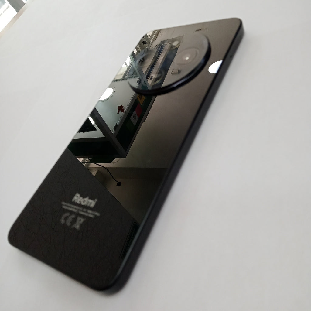 CELULAR XIAOMI REDMI 14C 2409BRN2CL (2024) 128 GB 4 GB RAM (SEMINUEVO)