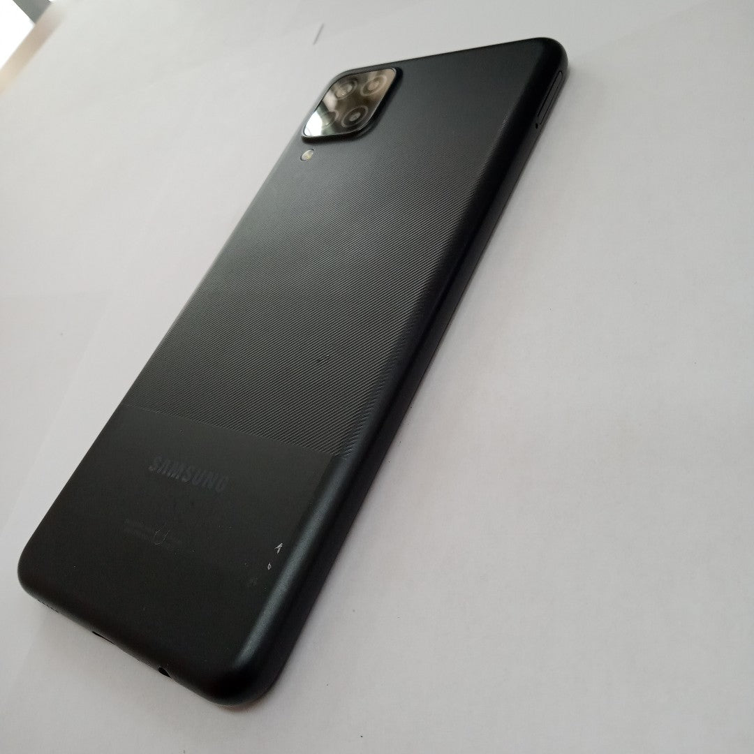 CELULAR SAMSUNG GALAXY A12 NACHO SM-A127M 64 GB 4 GB RAM (SEMINUEVO)