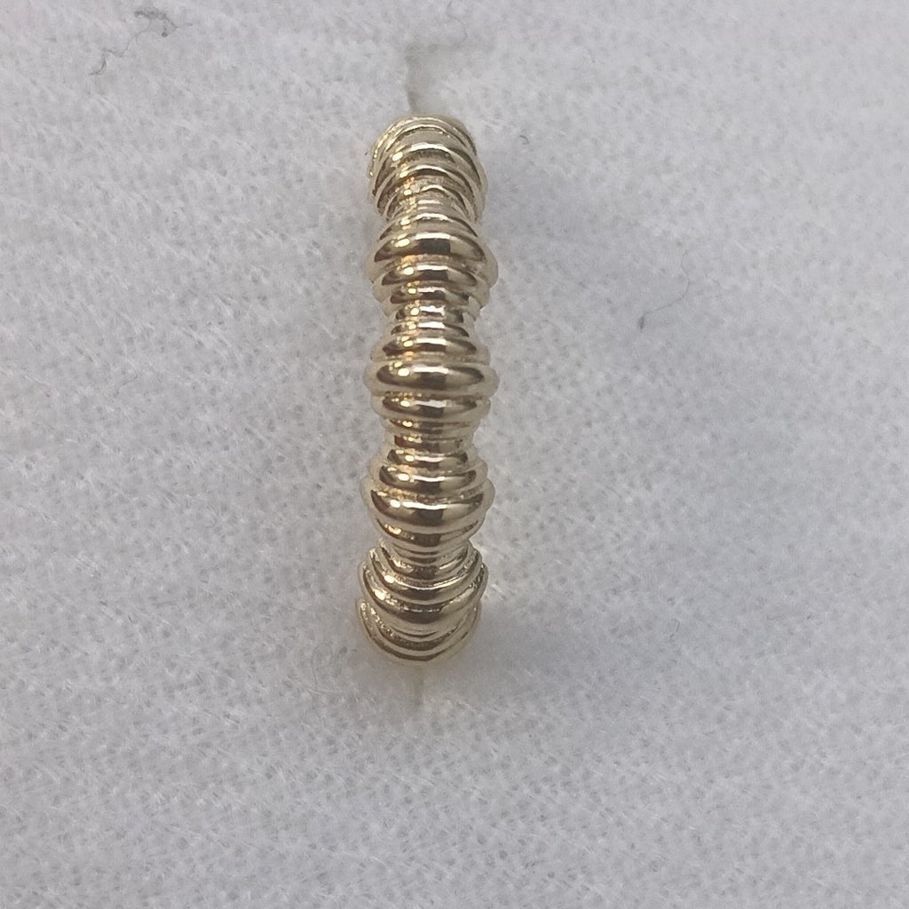 HUGGIES ORO 14K 2.8 (NUEVO)