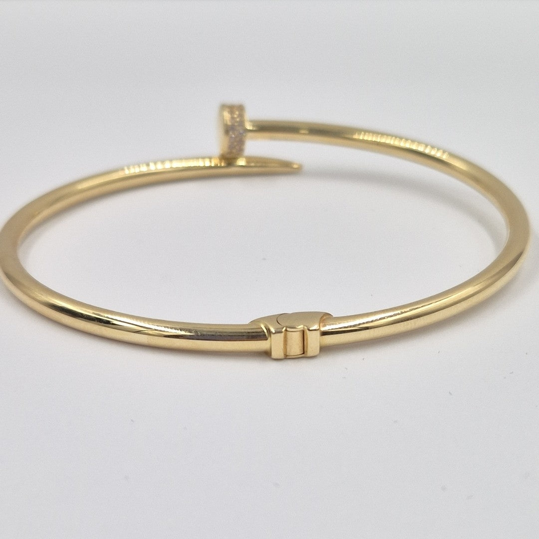 PULSERA CLAVO ORO 14K 7.6 (NUEVO)