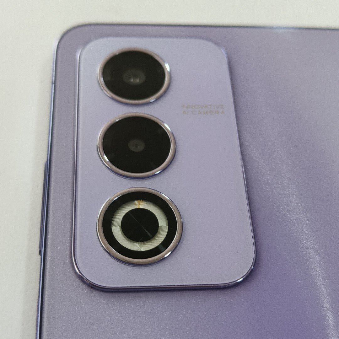 CELULAR OPPO  A80 5G CPH2639 (2024) 256 GB 8 GB RAM (SEMINUEVO)