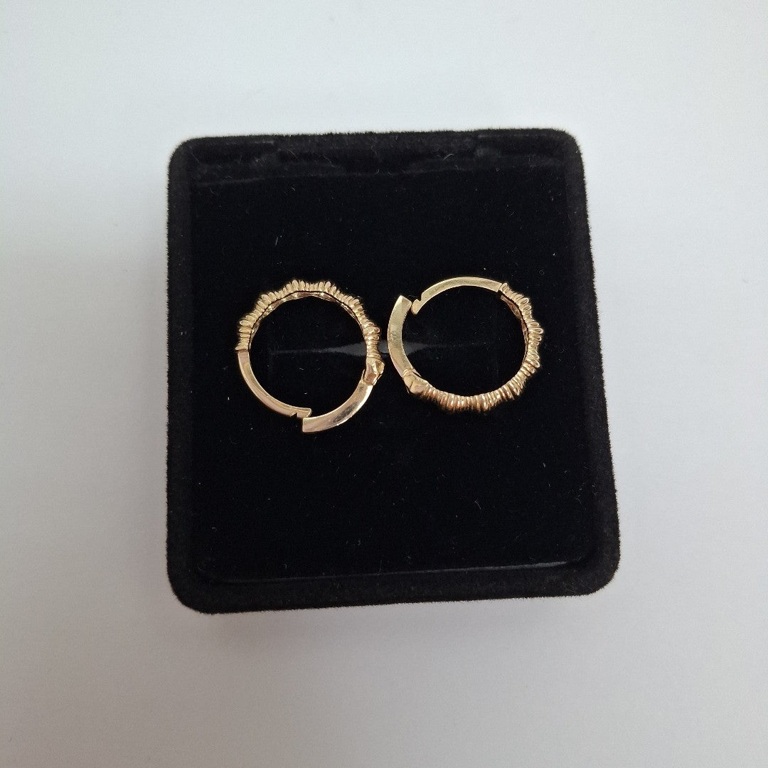 HUGGIES ORO 14K 2.8 (NUEVO)