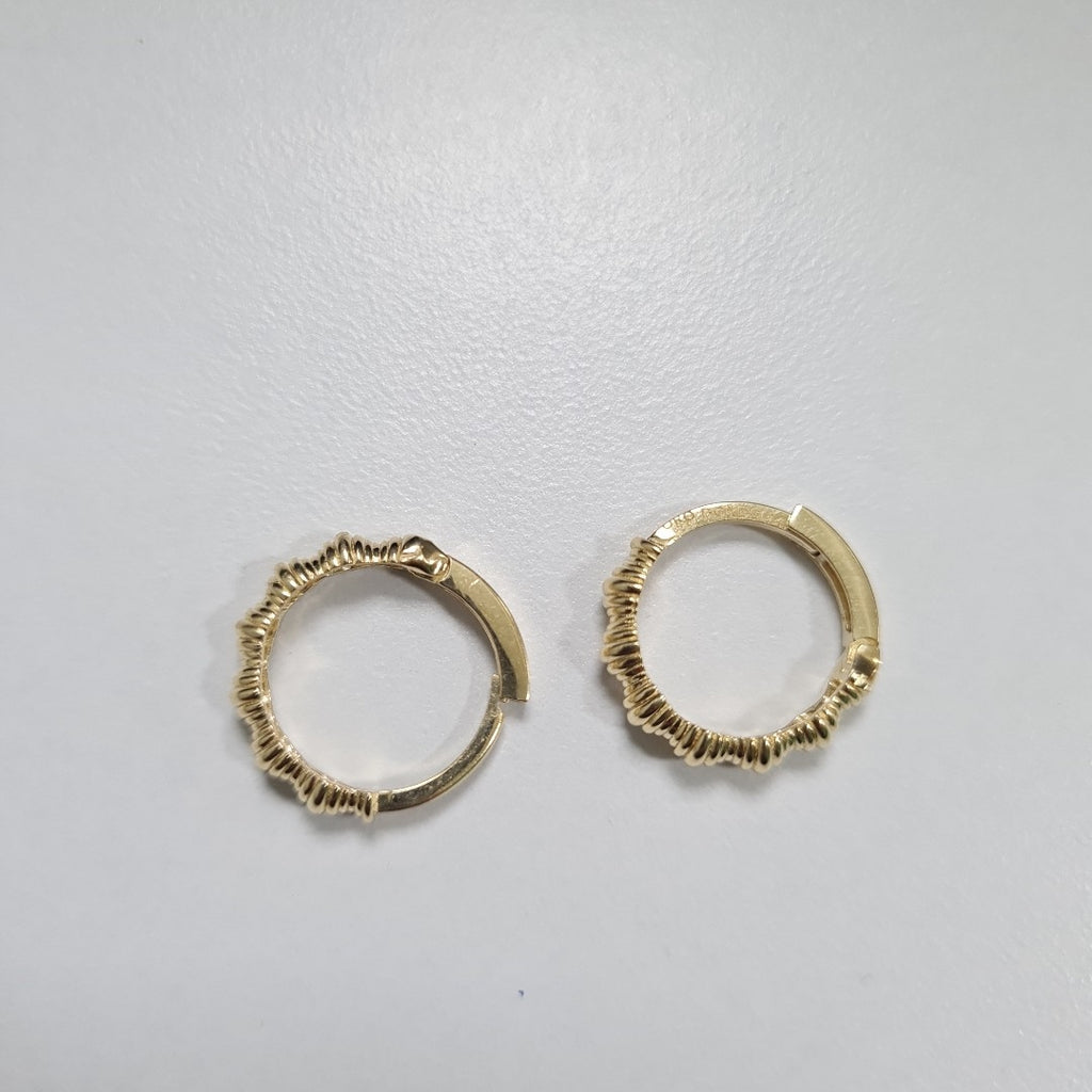 HUGGIES ORO 14K 2.9 (NUEVO)