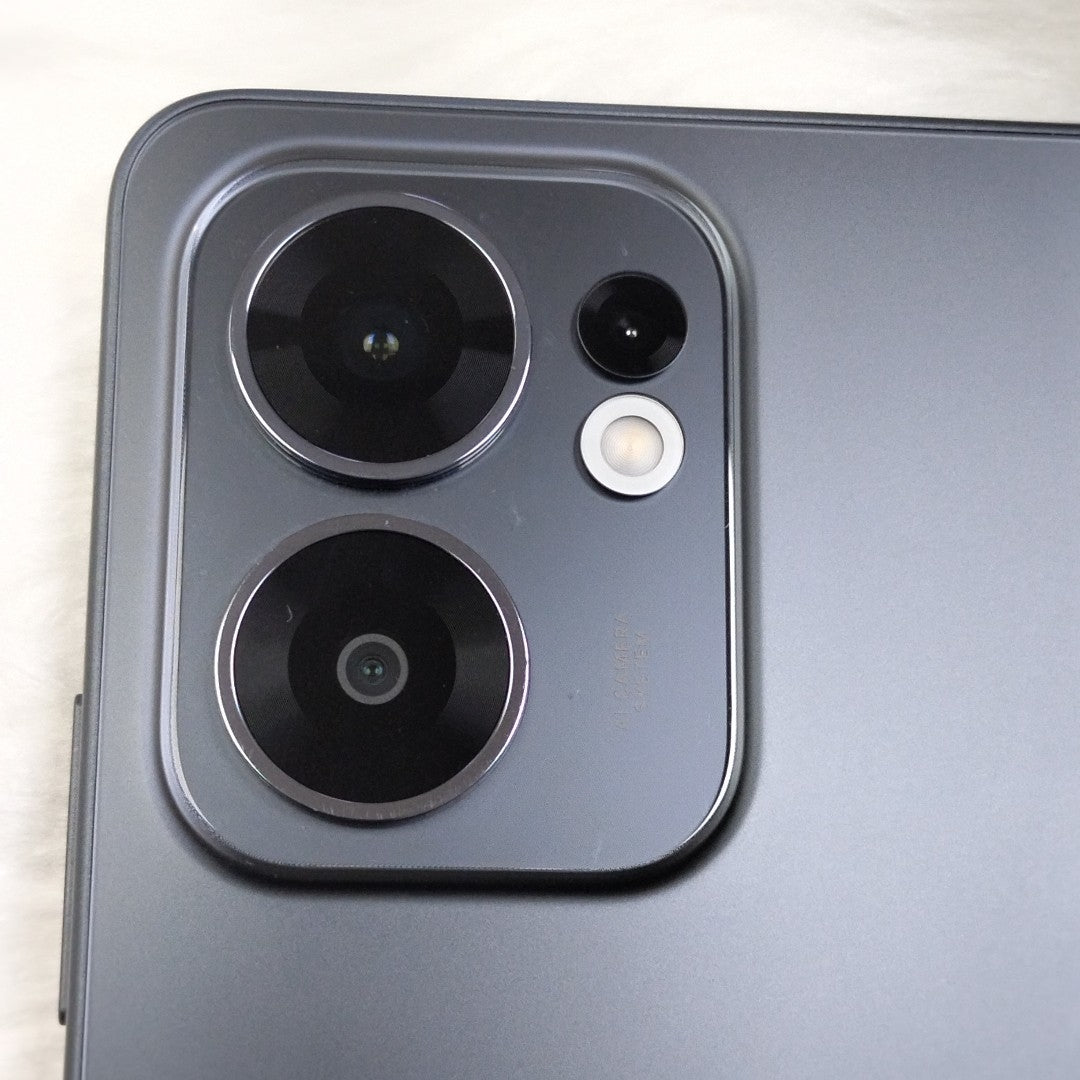 CELULAR OPPO  RENO 13F 5G CPH2699 (2025) 256 GB 12 GB RAM (SEMINUEVO)