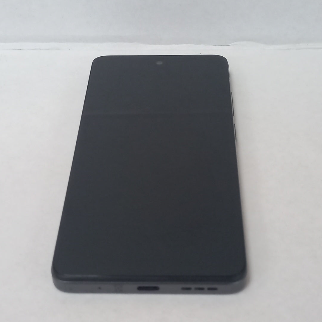 CELULAR MOTOROLA MOTO E14 XT2421-12 (2024) 64 GB 2 GB RAM (SEMINUEVO)