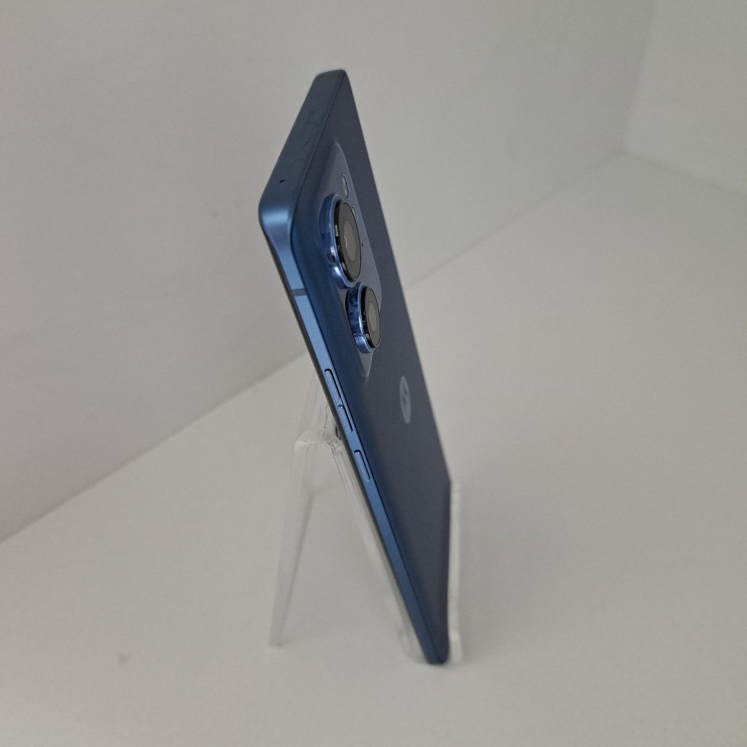 CELULAR MOTOROLA EDGE 40 XT2303-2 (2023) 256 GB 8 GB RAM (SEMINUEVO)