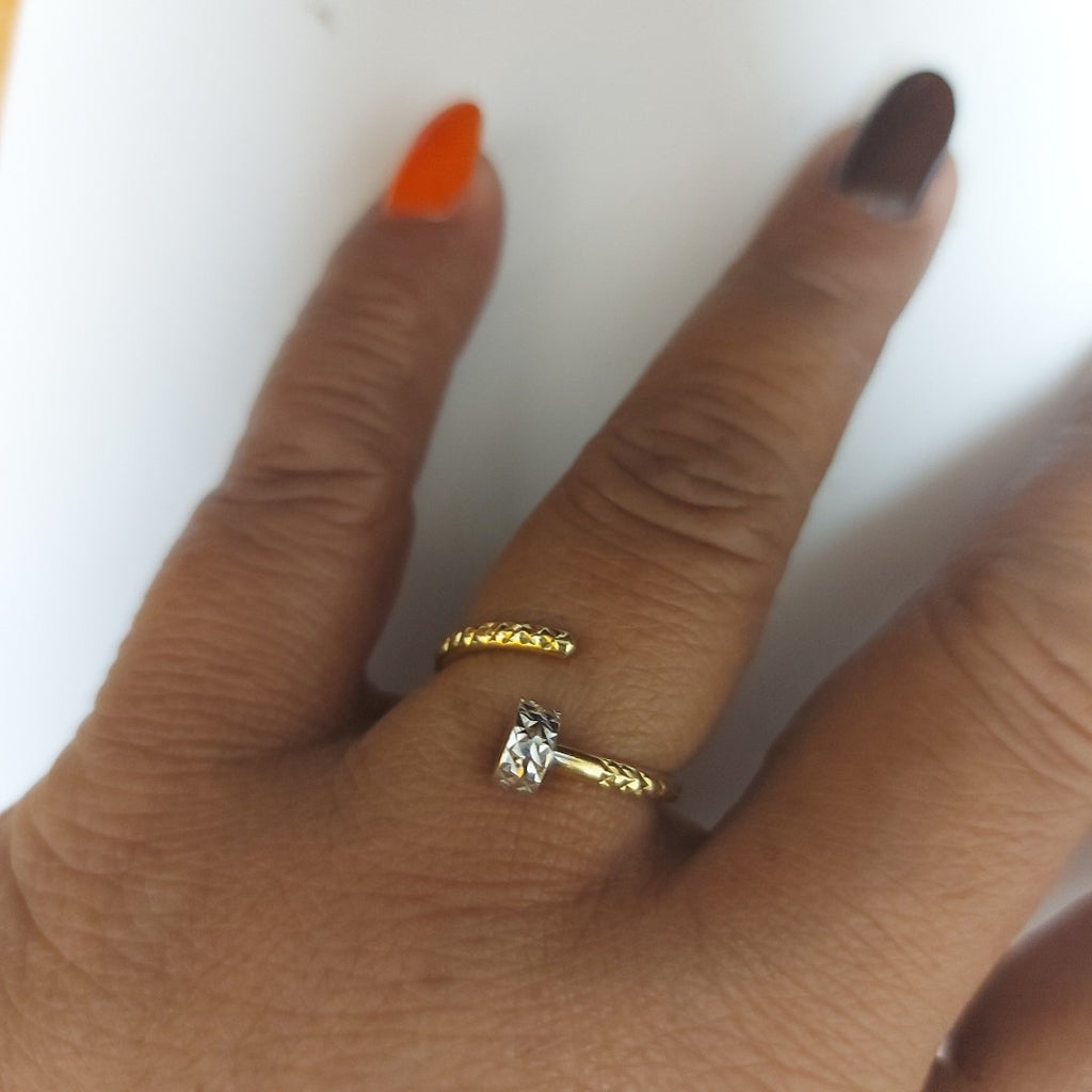 ANILLITO. ORO. 14 K 1.9 GRMS (SEMINUEVO)