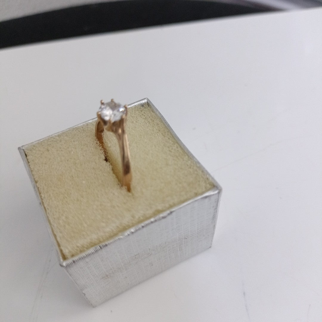 ANILLO. ORO. 10 K 2.7 GRMS (SEMINUEVO)