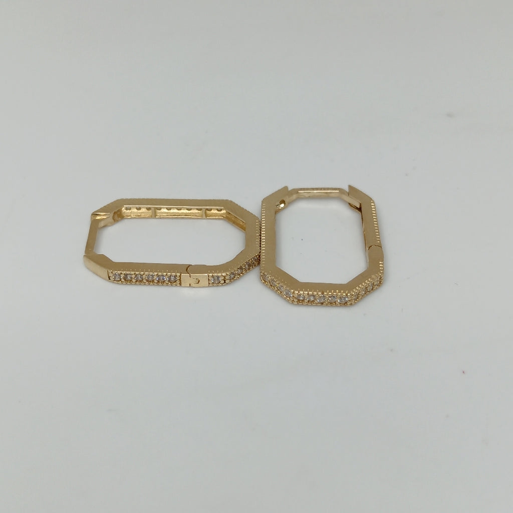 HUGGIES ORO 14K 2.6 (NUEVO)
