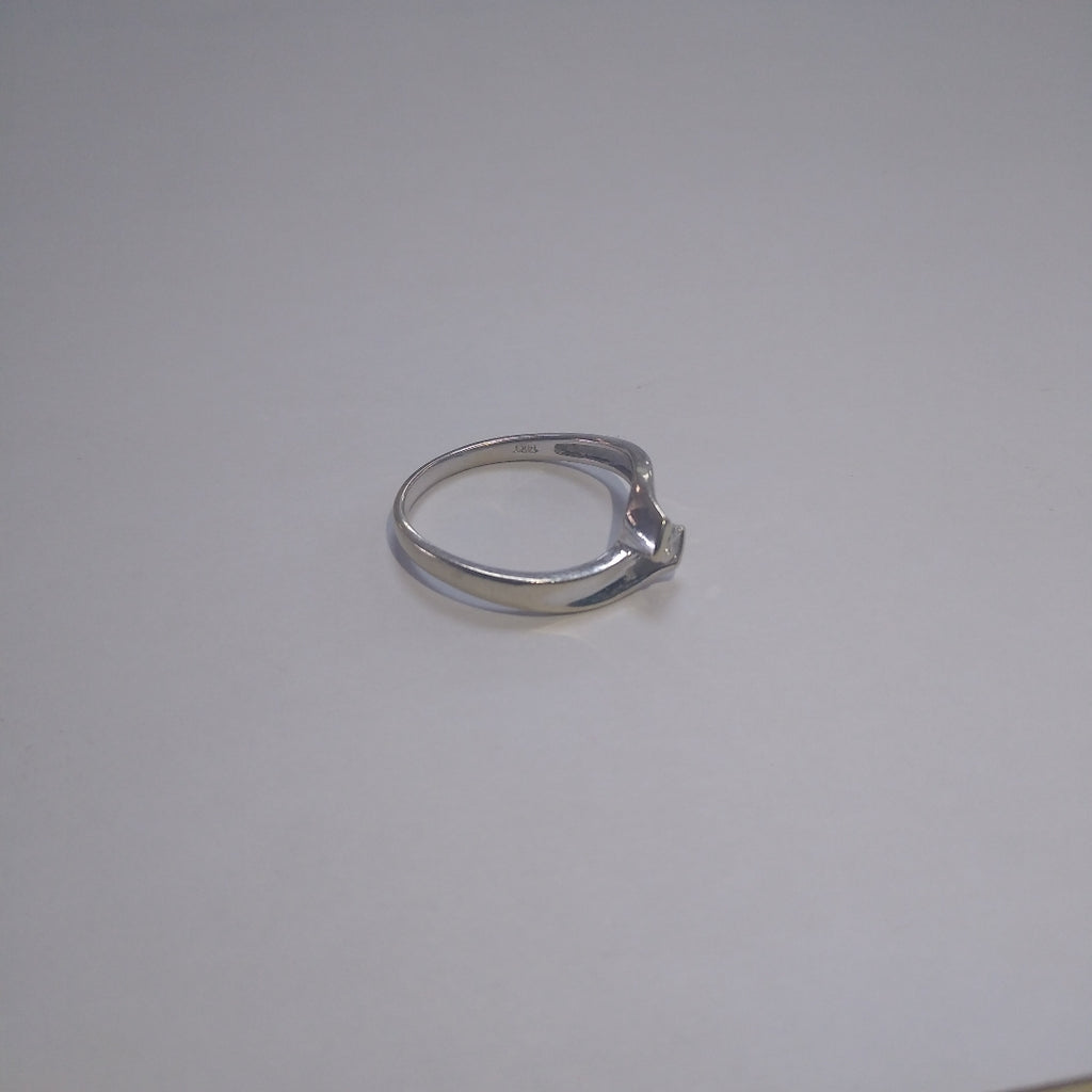 SOLITARIO. ORO BLANCO. 14 K 2.4 GRMS (SEMINUEVO)
