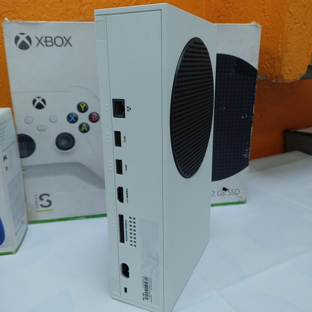 CONSOLA DE VIDEOJUEGO MICROSOFT XBOX SERIES S 512 GB SSD (SEMINUEVO)