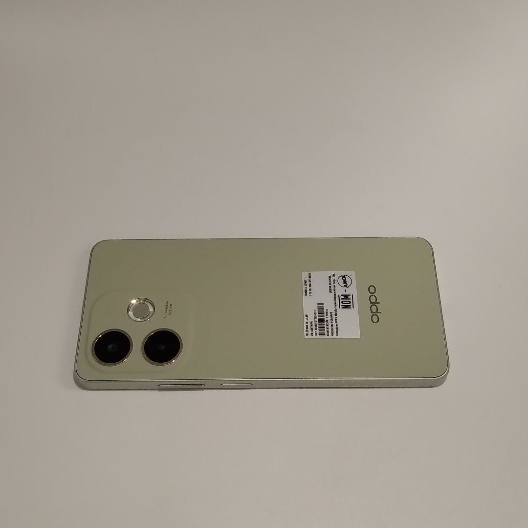 CELULAR OPPO  A5 PRO CPH2711 (2025) 256 GB 8 GB RAM (SEMINUEVO)