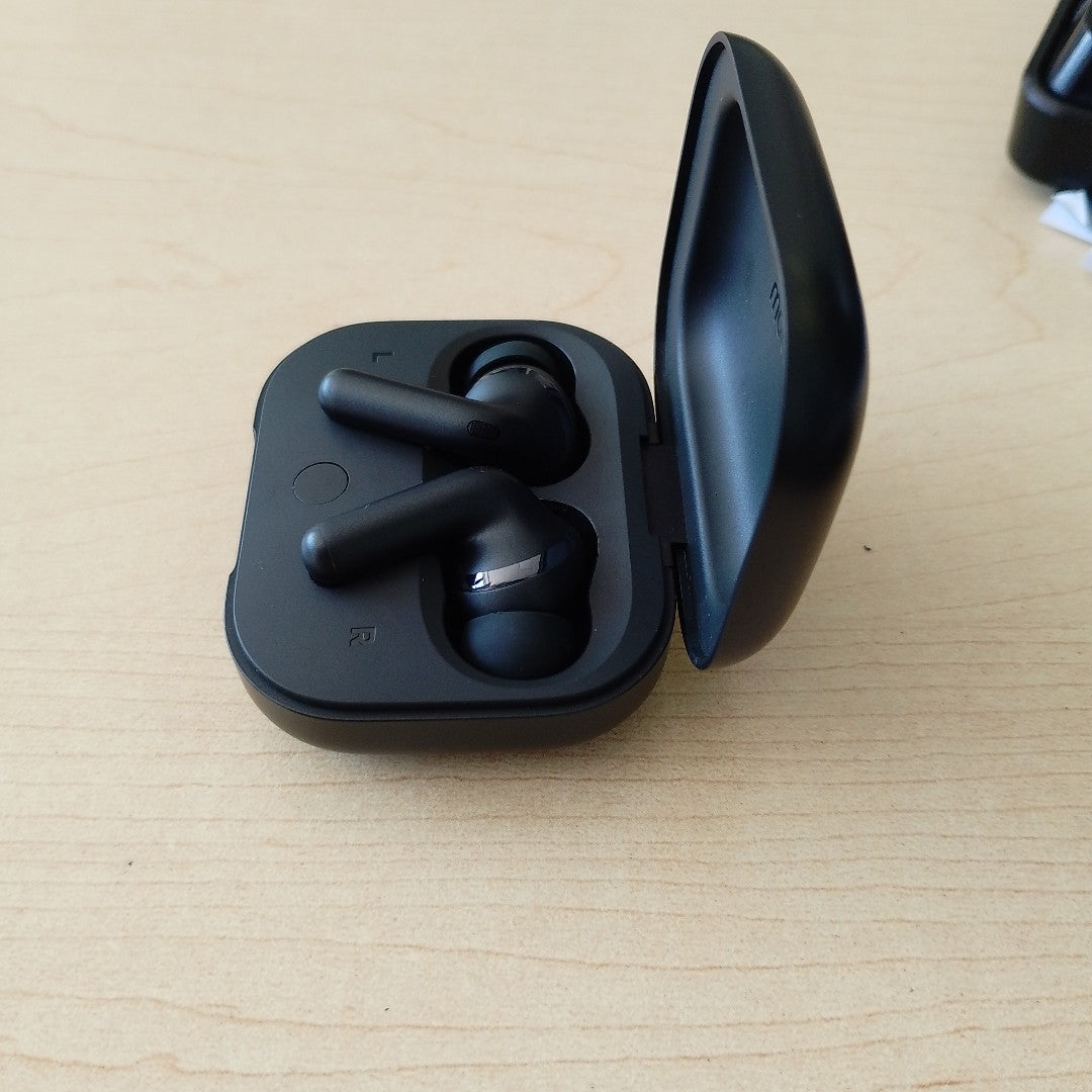 AUDIFONOS MOTOROLA MOTO BUDS+ INALAMBRICO IN EAR (SEMINUEVO)