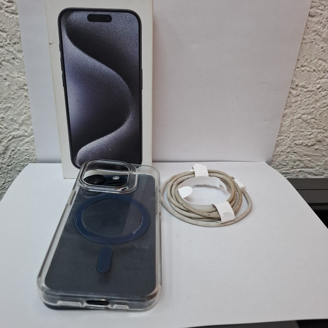 CELULAR APPLE IPHONE 15 PRO A3101 128 GB 8 GB RAM (SEMINUEVO)