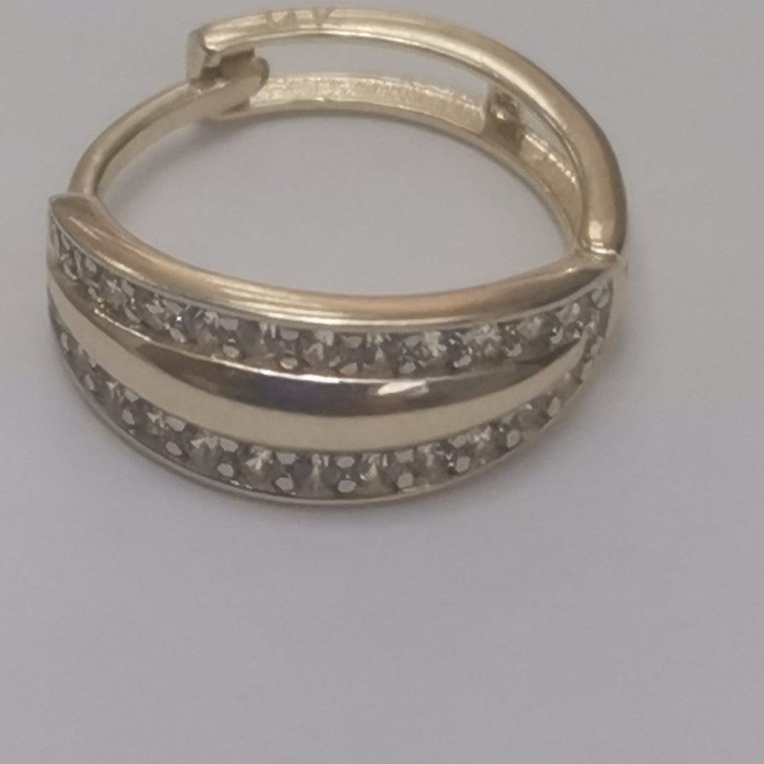 HUGGIES ORO 14K 2.8 (NUEVO)