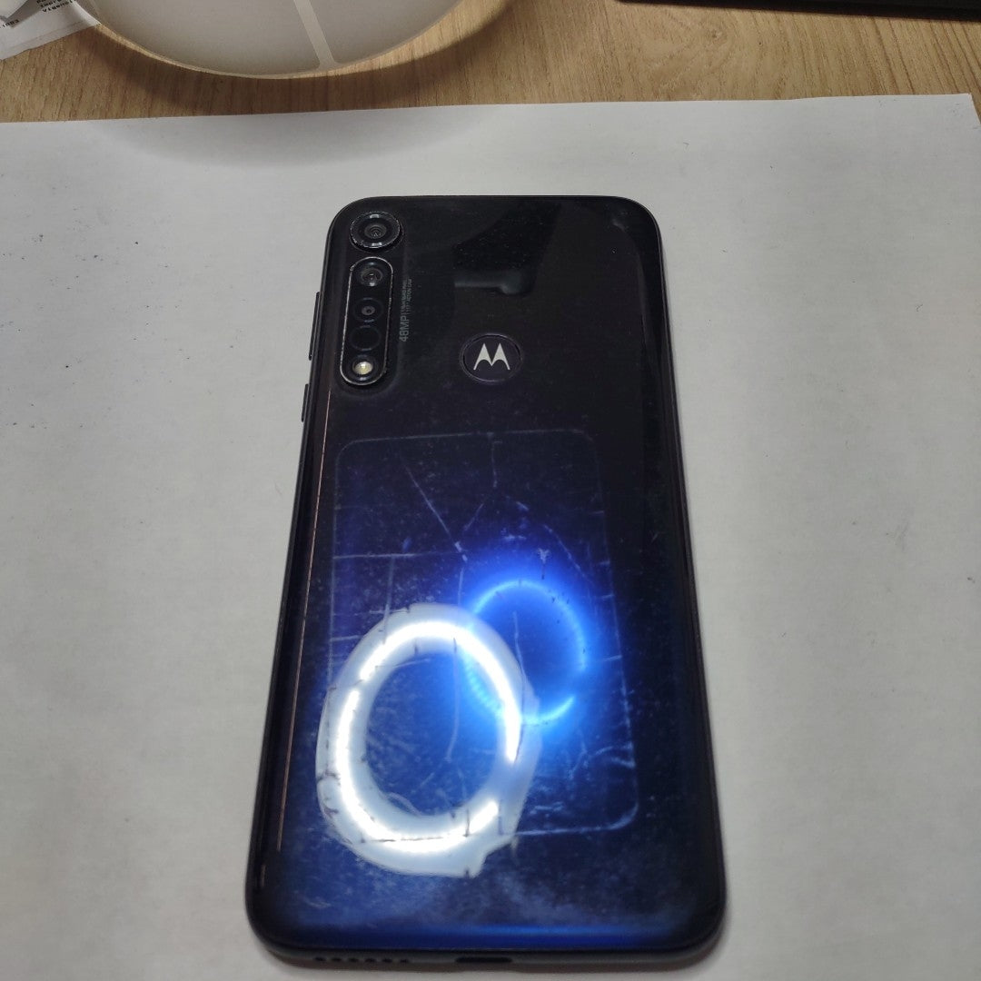 CELULAR MOTOROLA MOTO G8 PLUS XT2019-2 64 GB 4 GB RAM (SEMINUEVO)