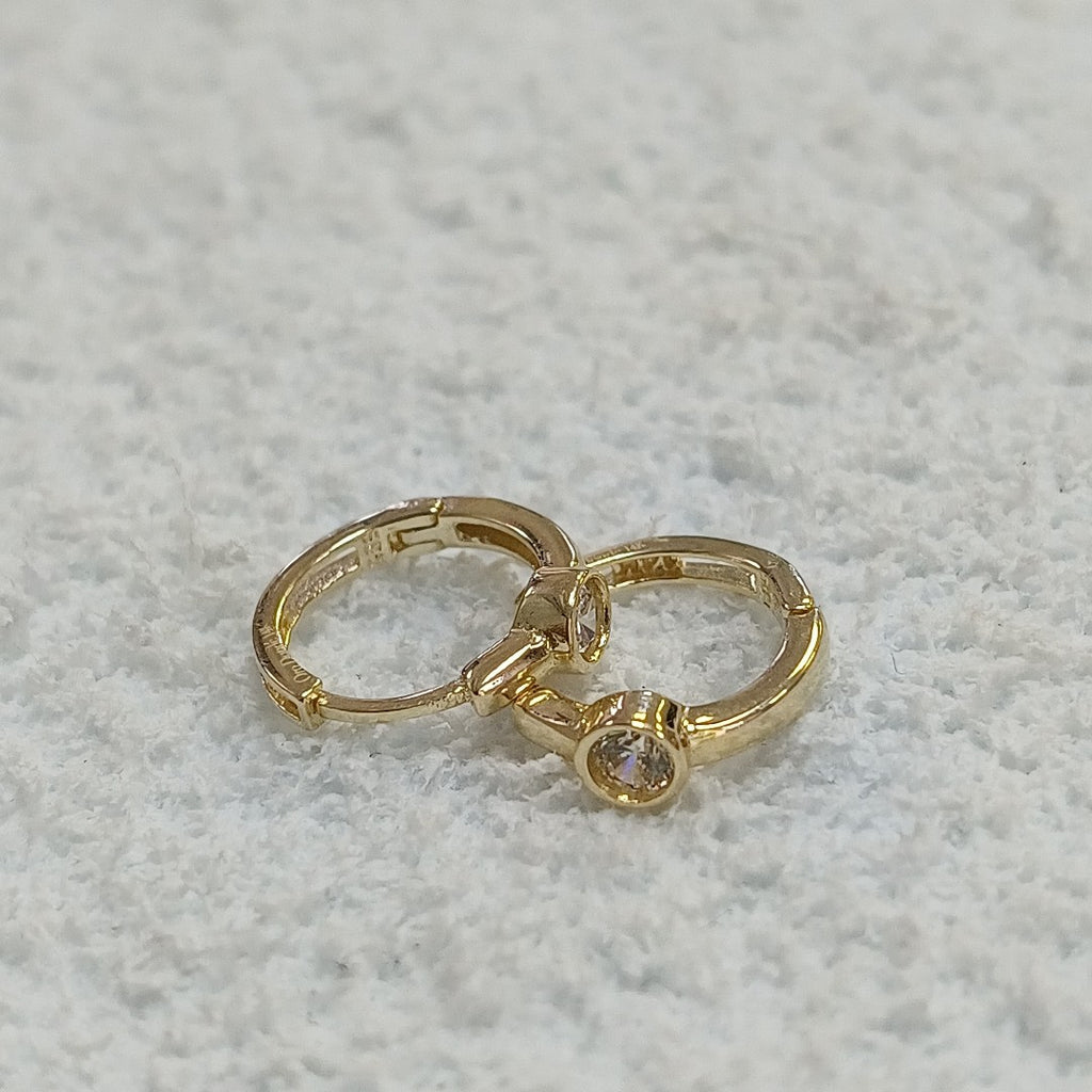 HUGGIES ORO 14K 1.4 (NUEVO)