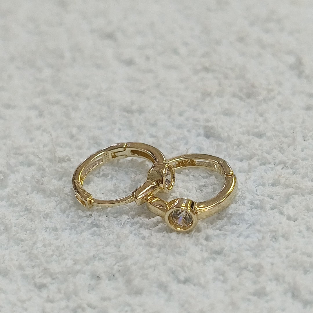 HUGGIES ORO 14K 1.4 (NUEVO)