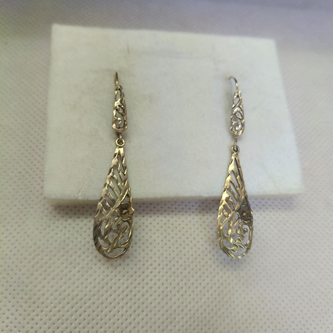 ARETES PAR. ORO. 10 K 3.3 GRMS (SEMINUEVO)