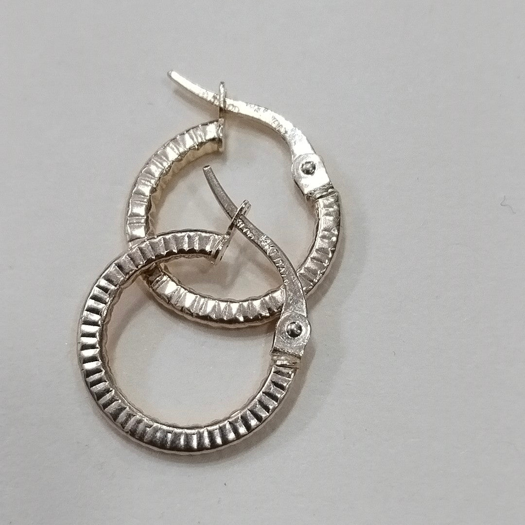 ARRACADAS PAR. ORO. 14 K 0.9 GRMS (SEMINUEVO)