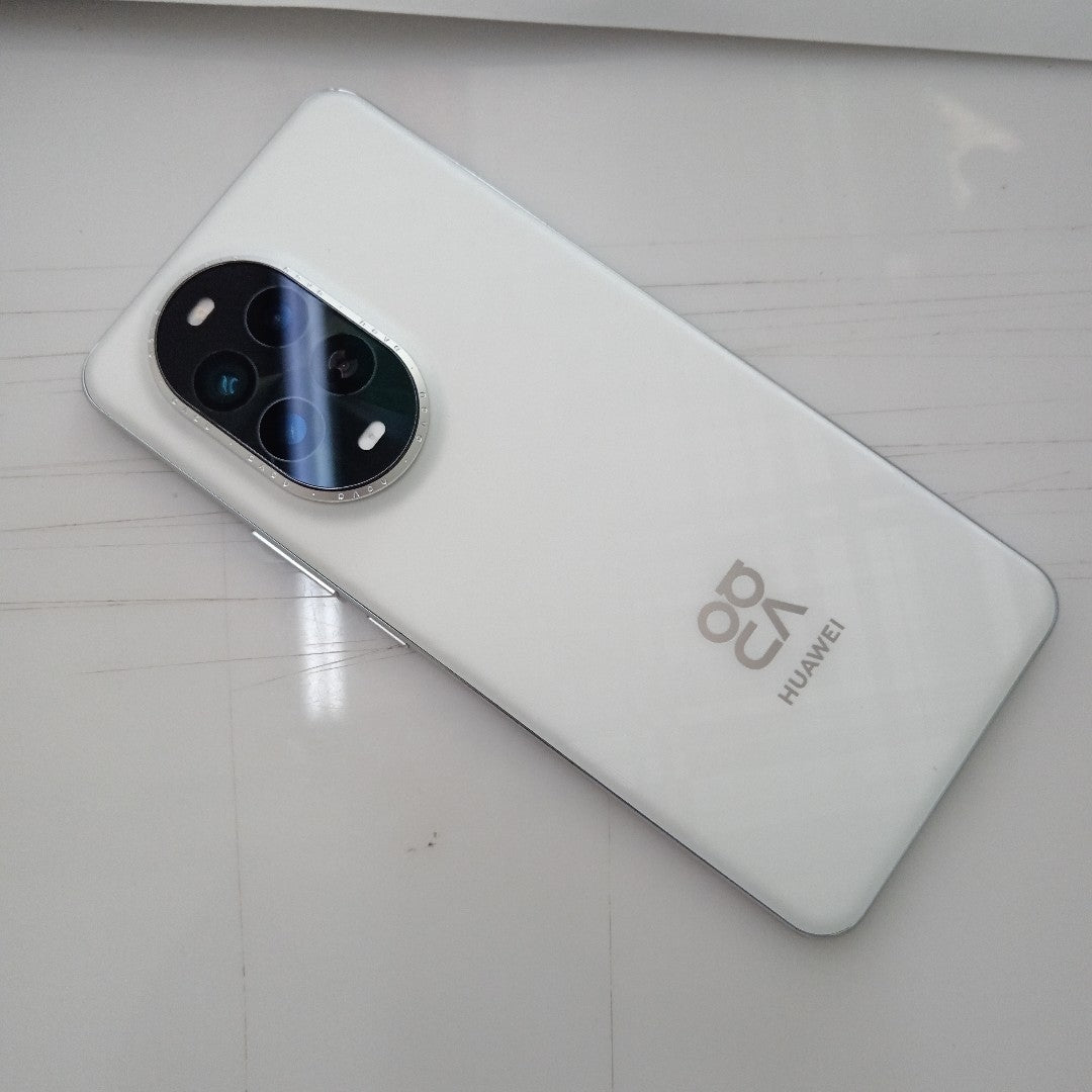 CELULAR HUAWEI NOVA 13 PRO MIS-LX9 (2024) 512 GB 12 GB RAM (SEMINUEVO)