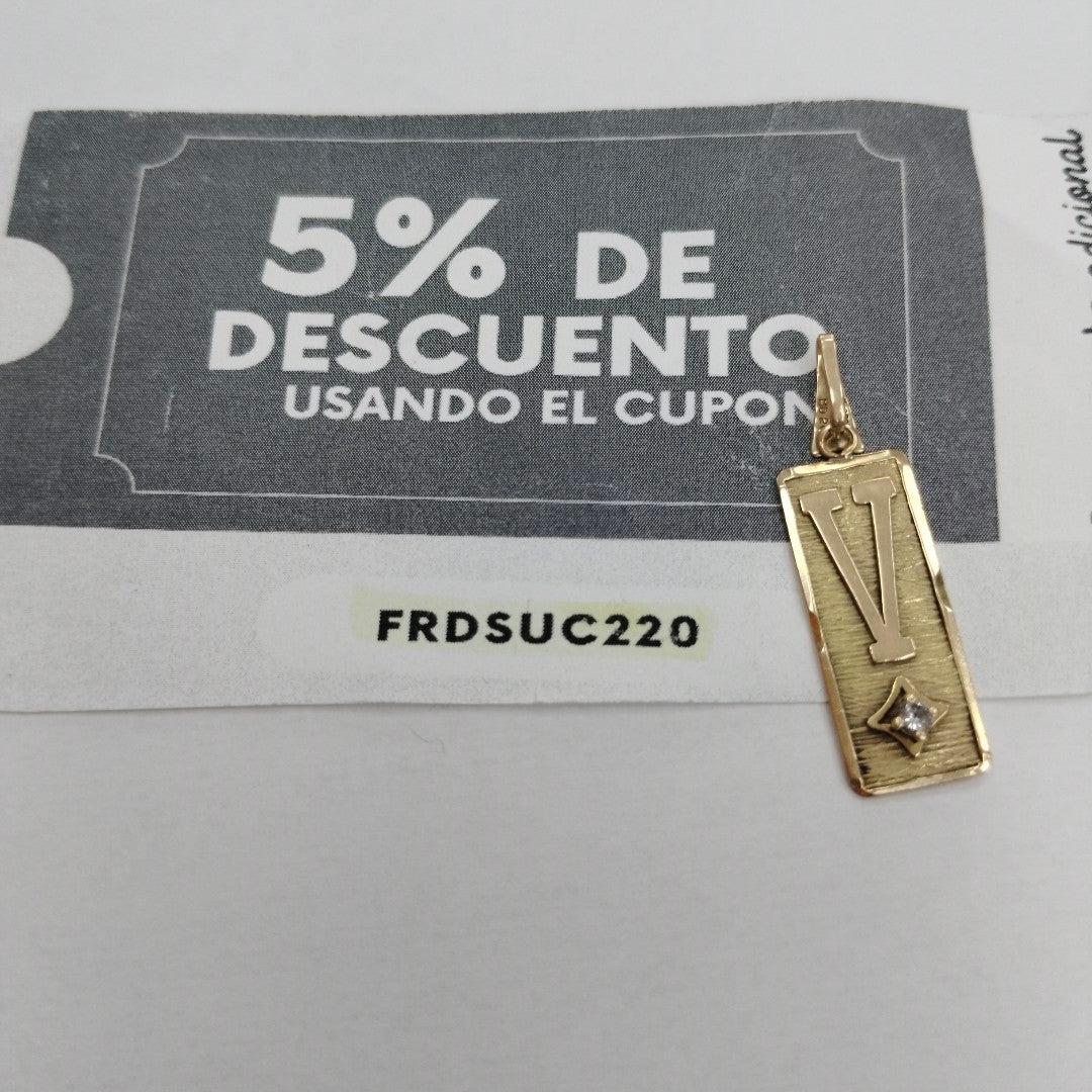 DIJE. ORO. 10 K 2.7 GRMS (SEMINUEVO)