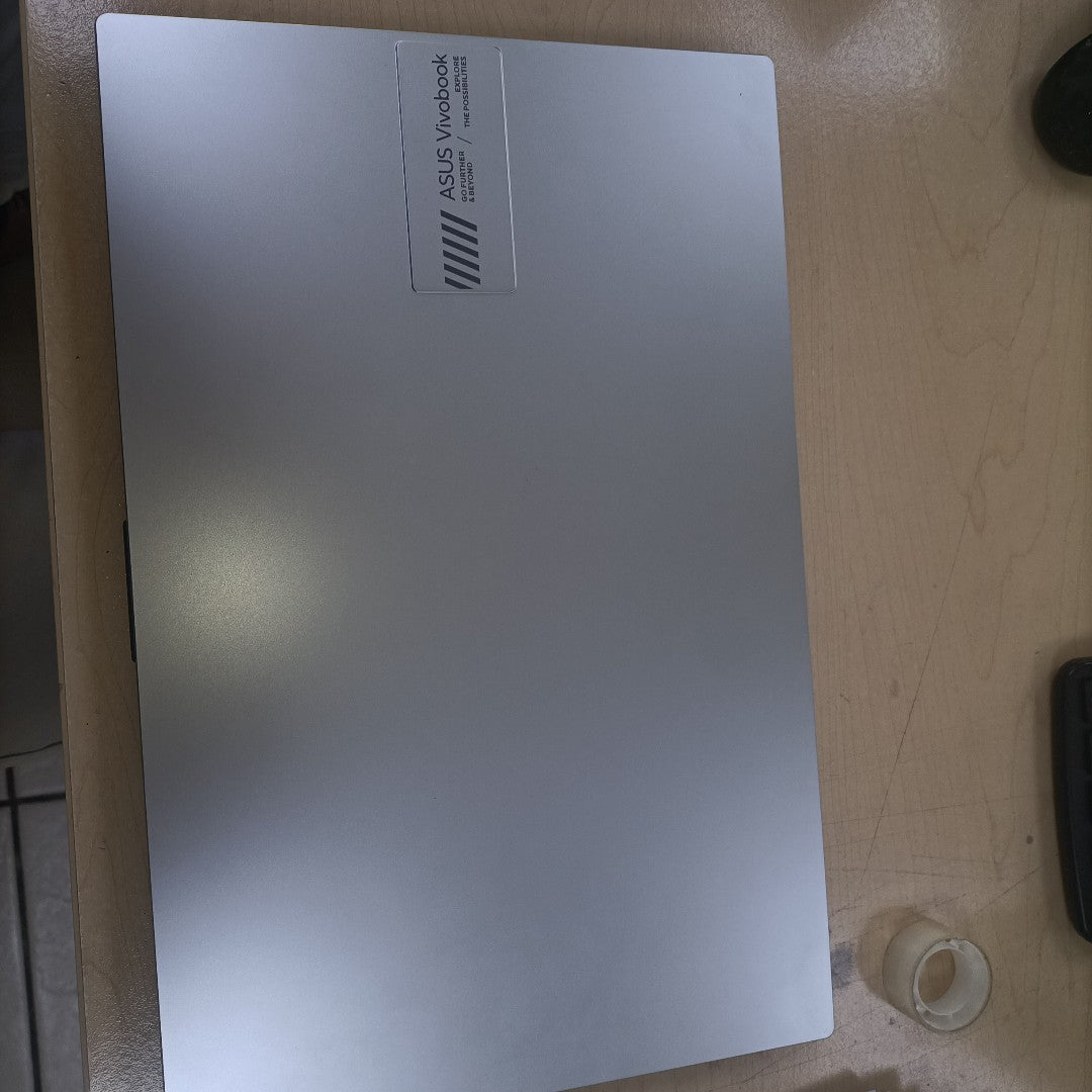 LAPTOP ASUS VIVOBOOK GO 15 E1504GA-NJ163W (2024) 512 GB SSD 8 GB RAM