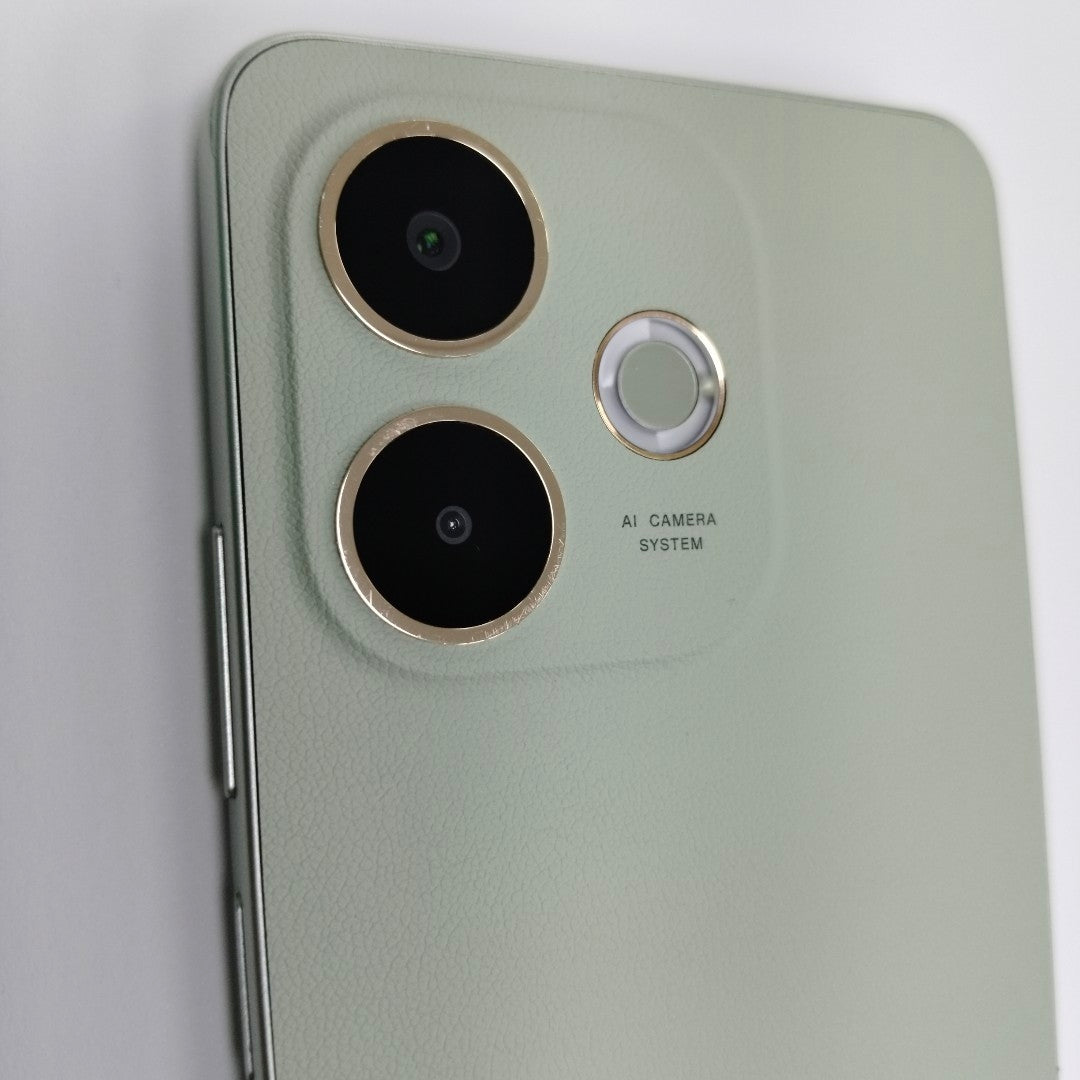 CELULAR OPPO  A5 PRO CPH2711 (2025) 256 GB 8 GB RAM (SEMINUEVO)