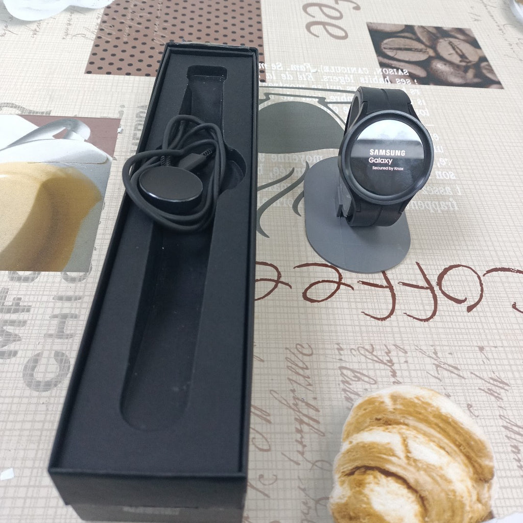 SMARTWATCH SAMSUNG GALAXY WATCH 5 PRO SM-R920 45 MM GPS (SEMINUEVO)