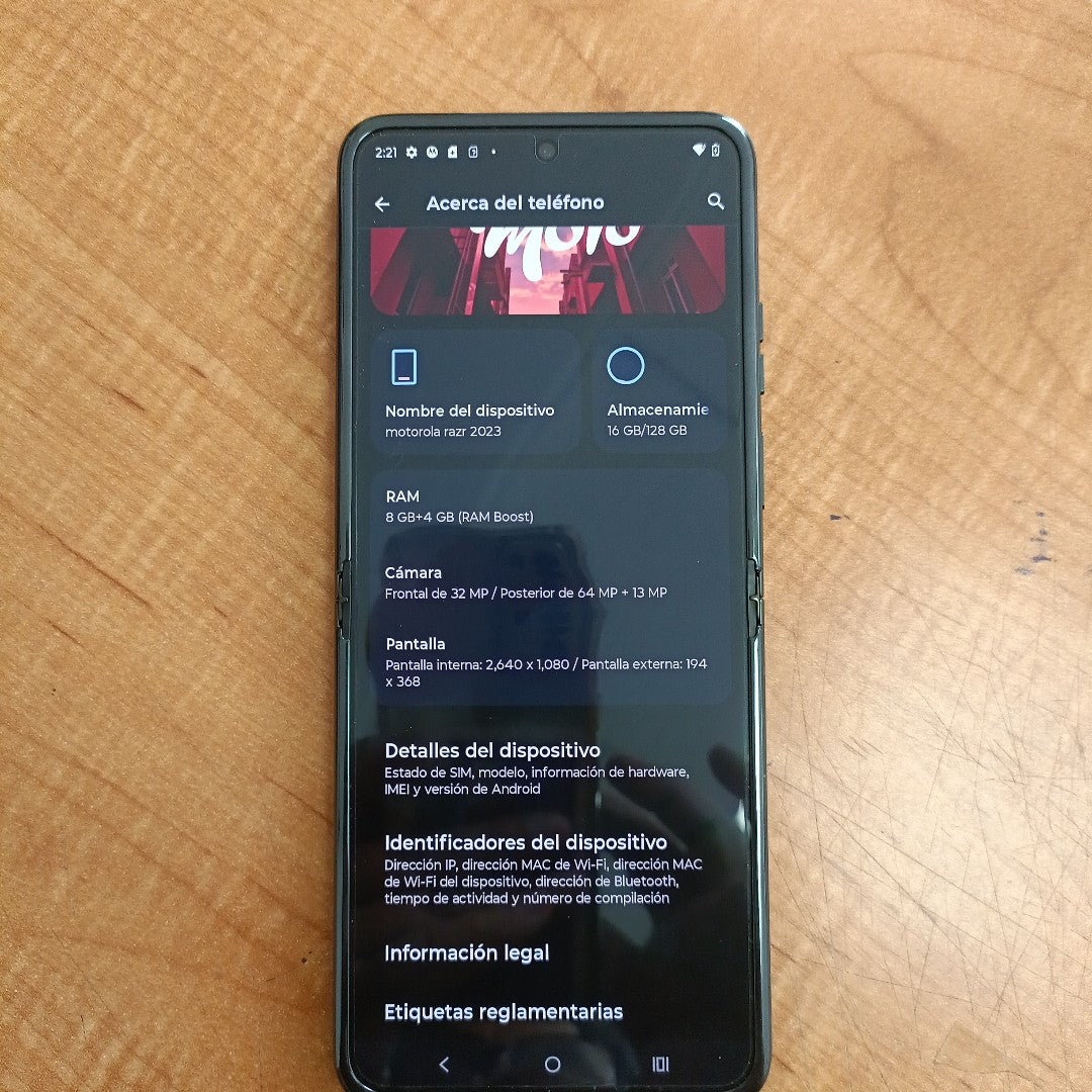 CELULAR MOTOROLA RAZR XT2323-2 (2023) 128 GB 8 GB RAM (SEMINUEVO)